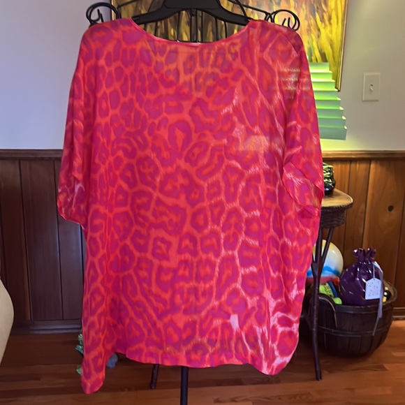 Larsen Gray Oversized Top - Picture 7 of 8